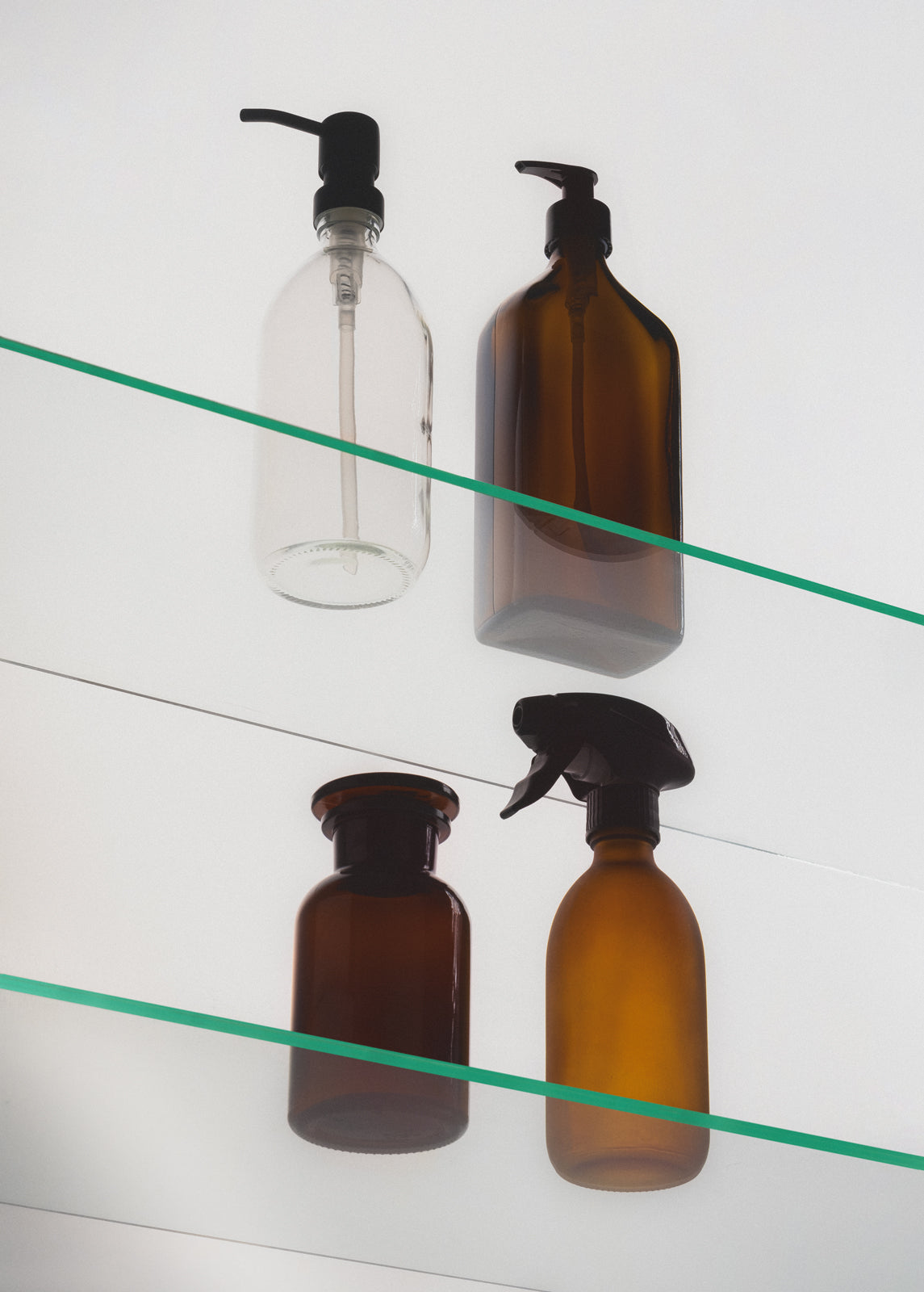 Frosted Amber Spray Bottle-2